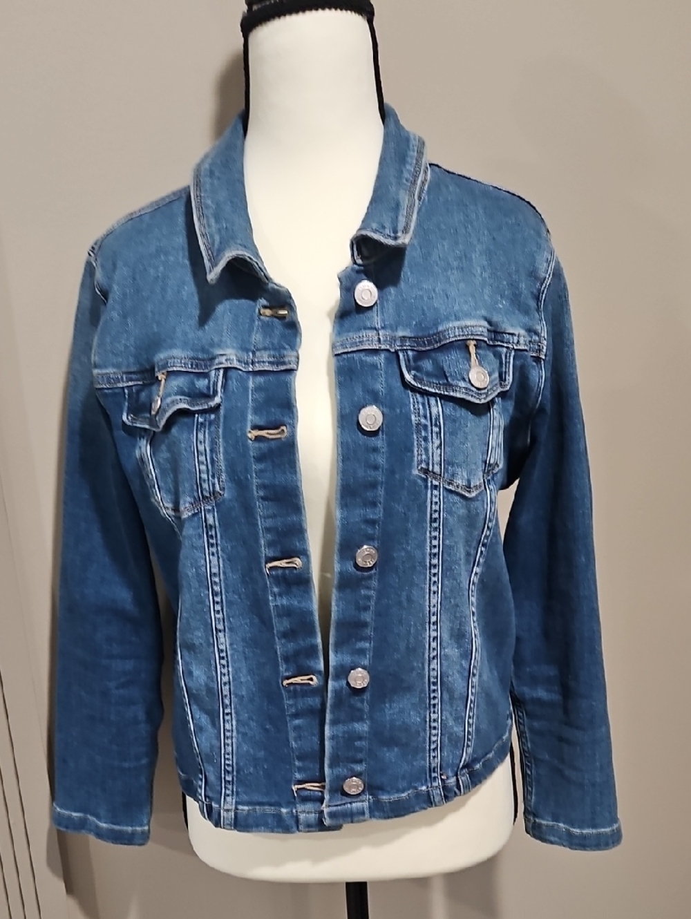 Tommy Hilfiger Women's Blue Denim Jacket